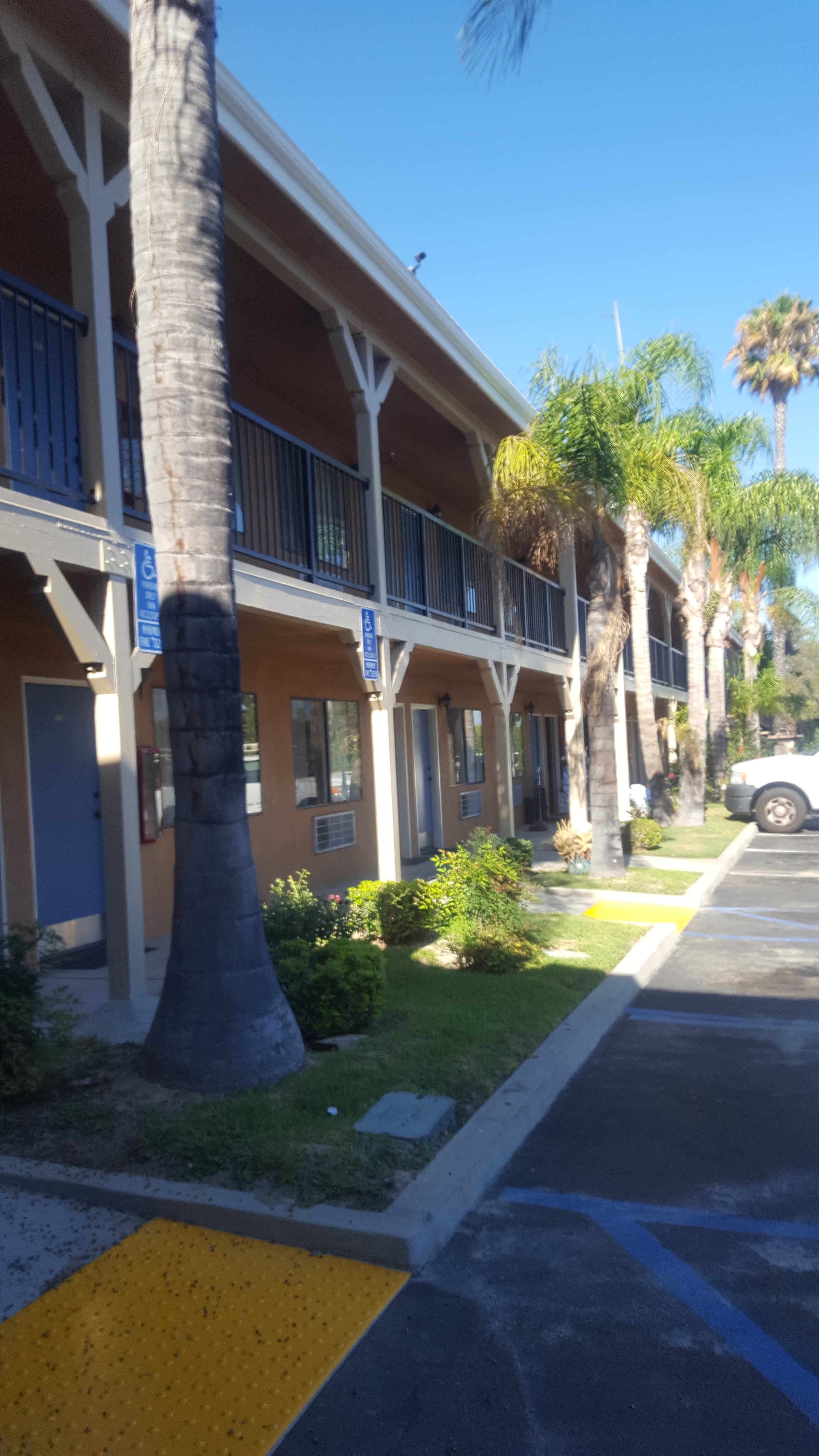 Santa Ana Motel Structural Renovation (2016) - Image 7