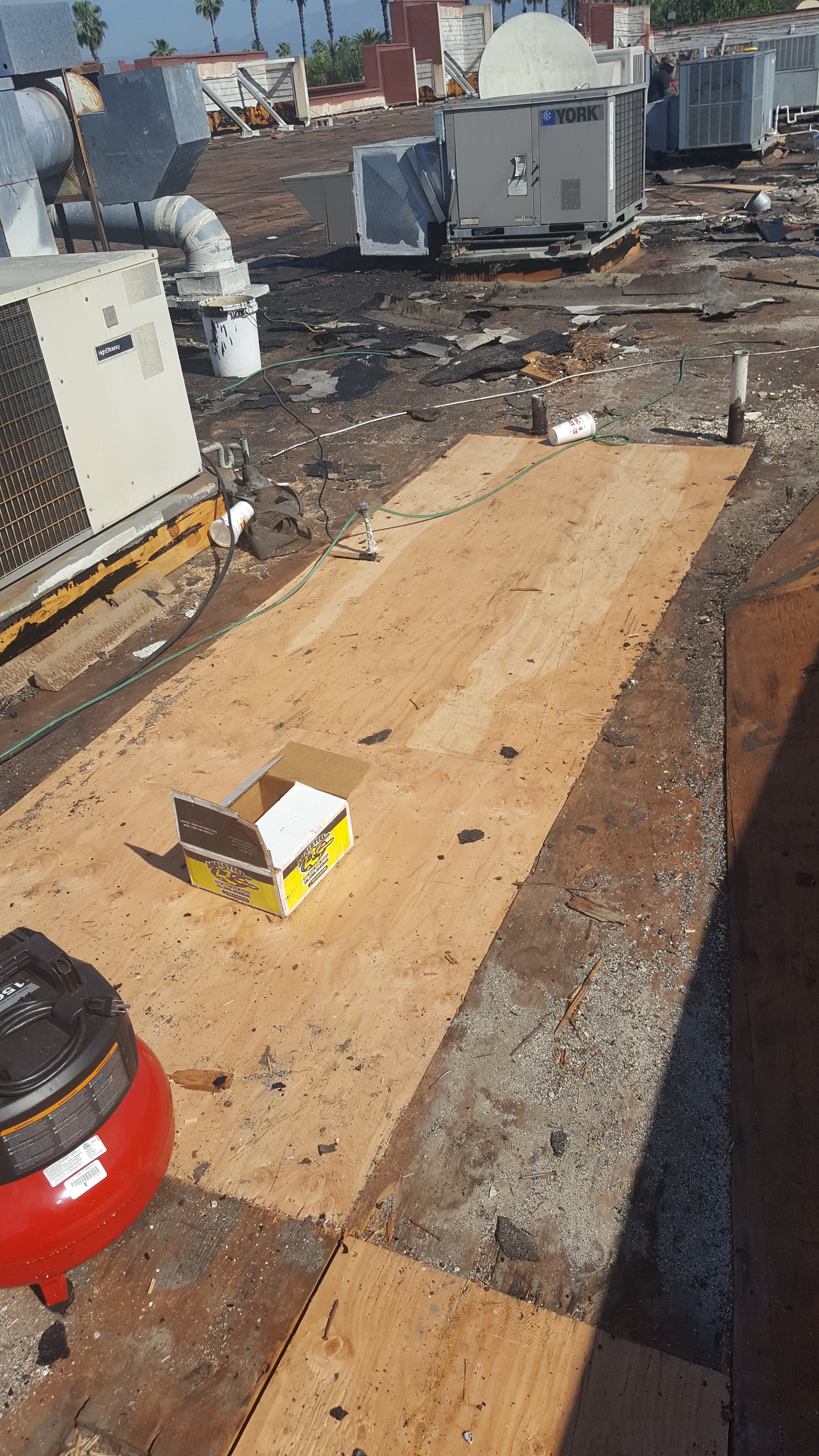 Pomona Commercial Mall Roof Remodel (2017) - Image 1