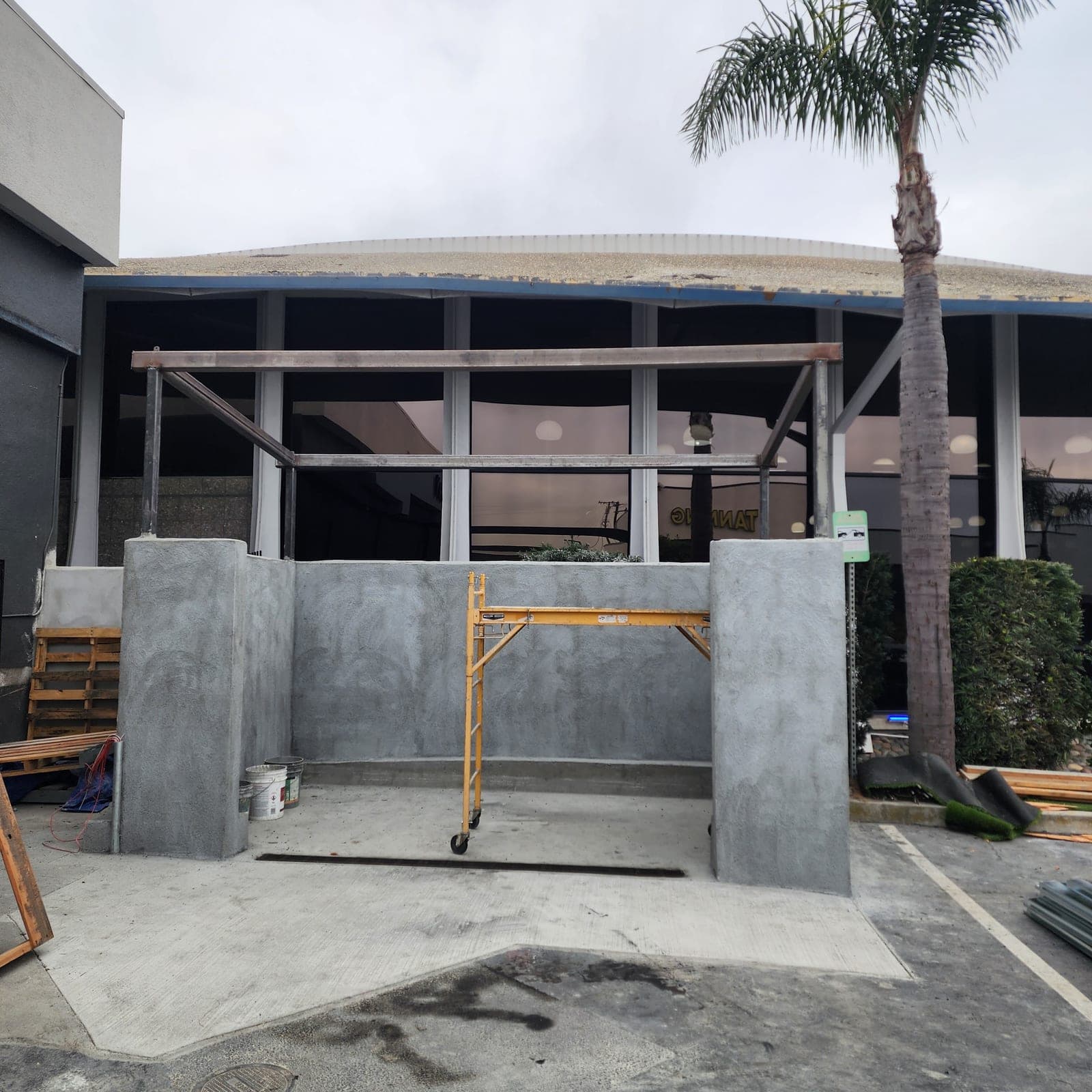 Manhattan Beach Commercial Mall Trash Enclosure (2026) - Image 9