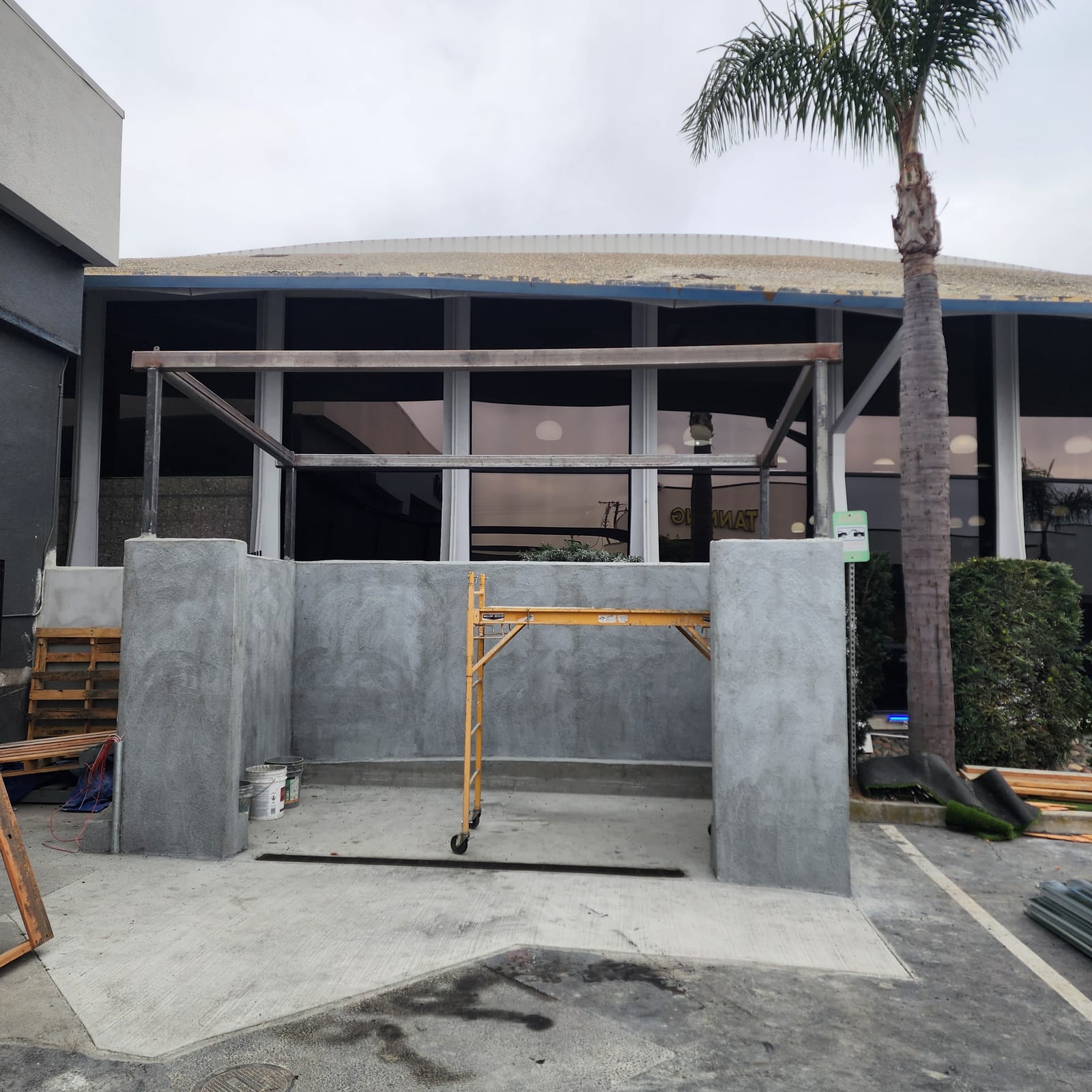 Manhattan Beach Commercial Mall Trash Enclosure (2026) - Image 9